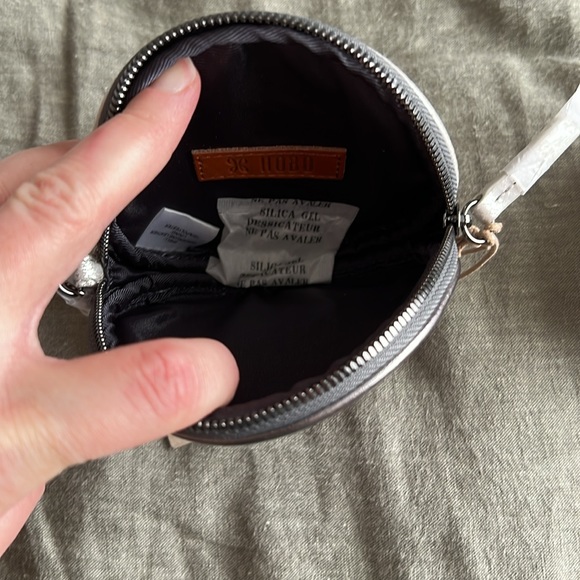 Hobo Revolve Bag - Picture 4 of 4